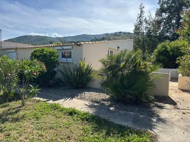 T2 Climatise Avec Piscine Apartment