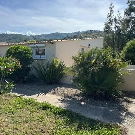 T2 Climatise Avec Piscine Apartmán